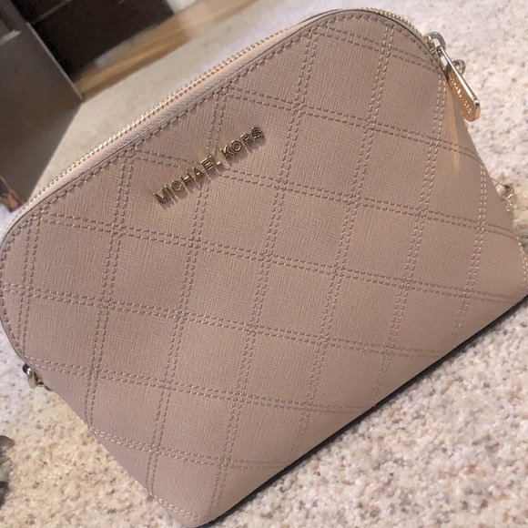 Michael Kors Crossbody - Picture 5 of 7